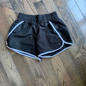 Running shorts